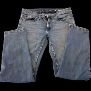 Calvin Klein Jeans Boyfriend Faded Denim Slim Womens size 6